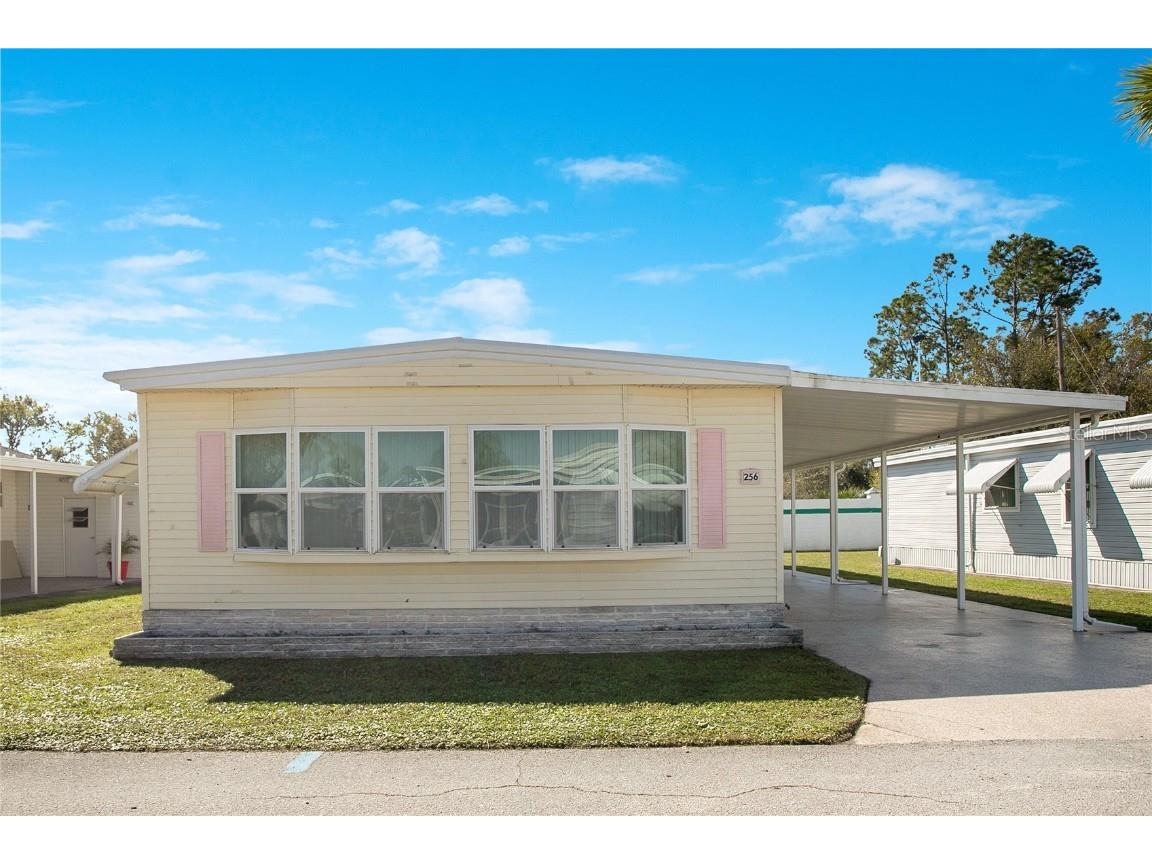 256 Lakeside Ranch Circle Winter Haven FL 33881 - LAKE HENRY L4950974 image1