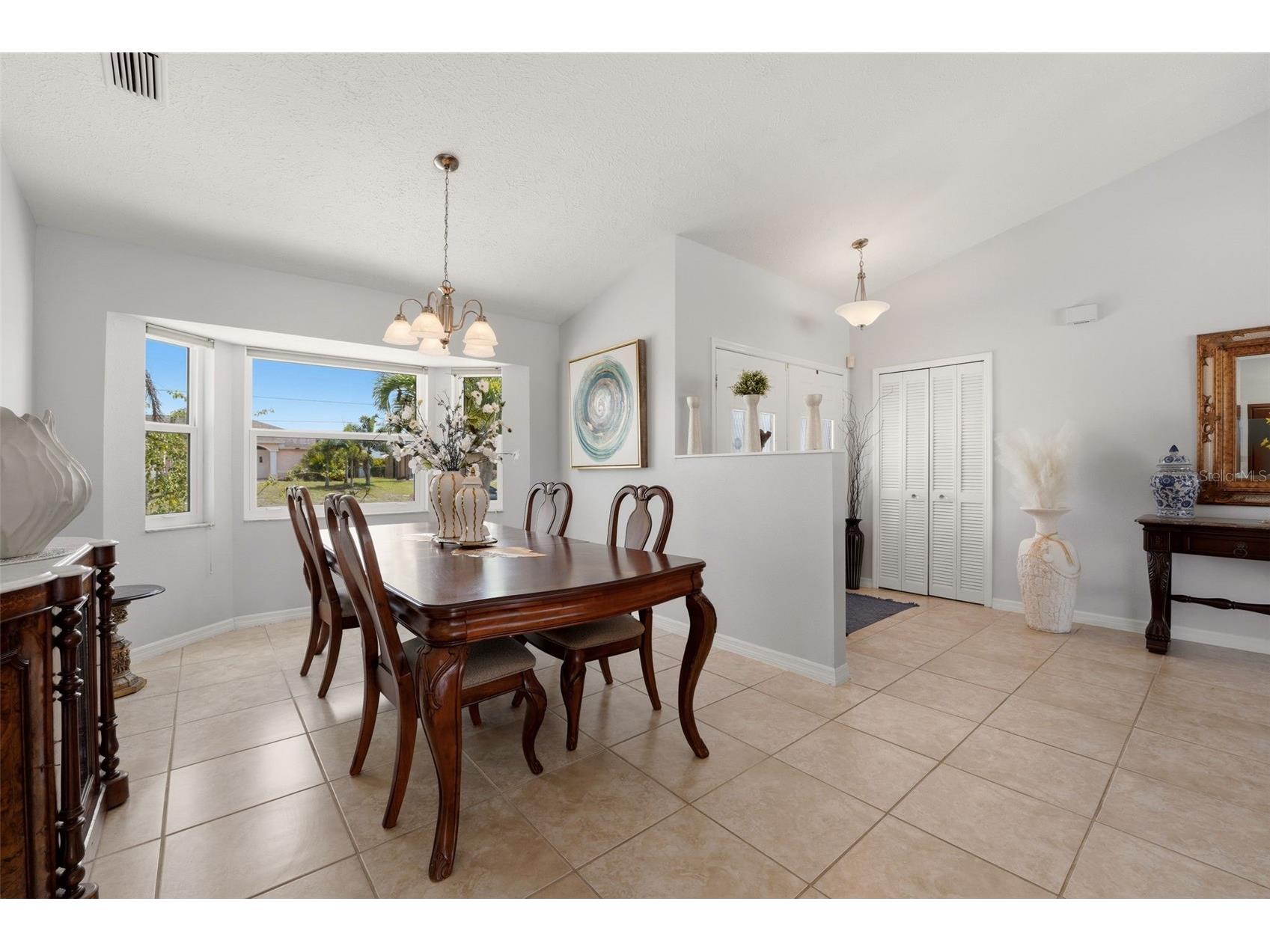 256 Mark Twain Lane Rotonda West FL 33947 D6147396 image7