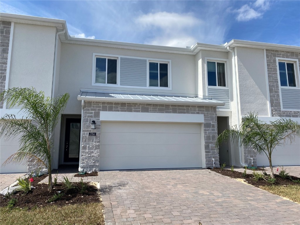 256 Nine Iron Drive Davenport FL 33896 O6153984 image1