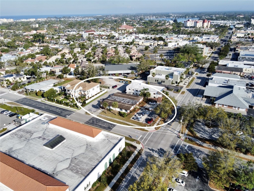 256 Nokomis Avenue S Venice FL 34285 J960014 image1