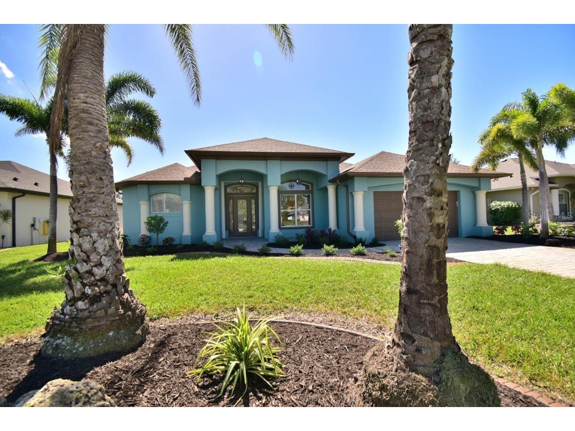 256 Rotonda Boulevard E Rotonda West FL 33947 D6132962 image1
