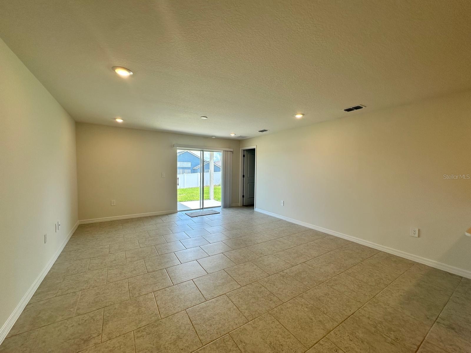 256 Spindlewood Boulevard Dundee FL 33838 C7523705 image5