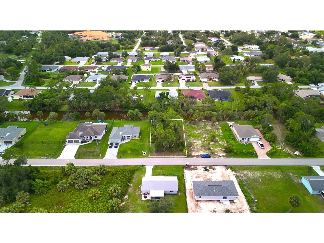 256 Yorkshire Street Port Charlotte FL 33954 C7511338 image1