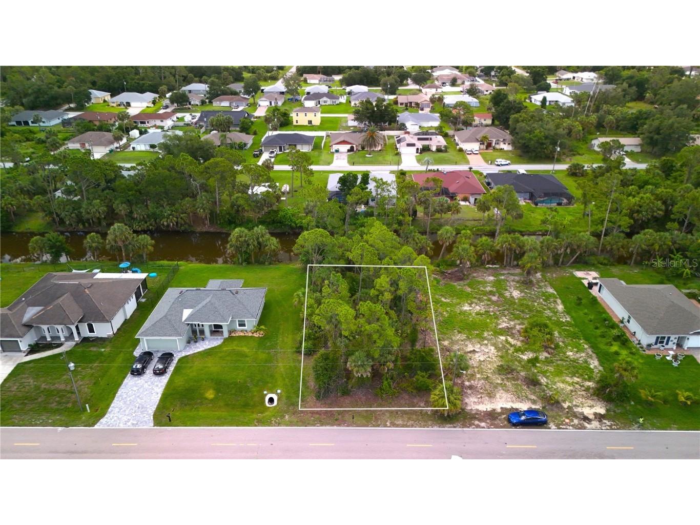 256 Yorkshire Street Port Charlotte FL 33954 C7511338 image2