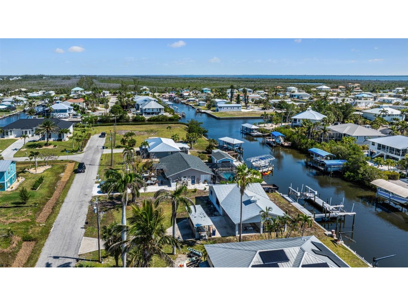 2560 Baybreeze Street Saint James City FL 33956 - PHILIPS CANAL C7508610 image9