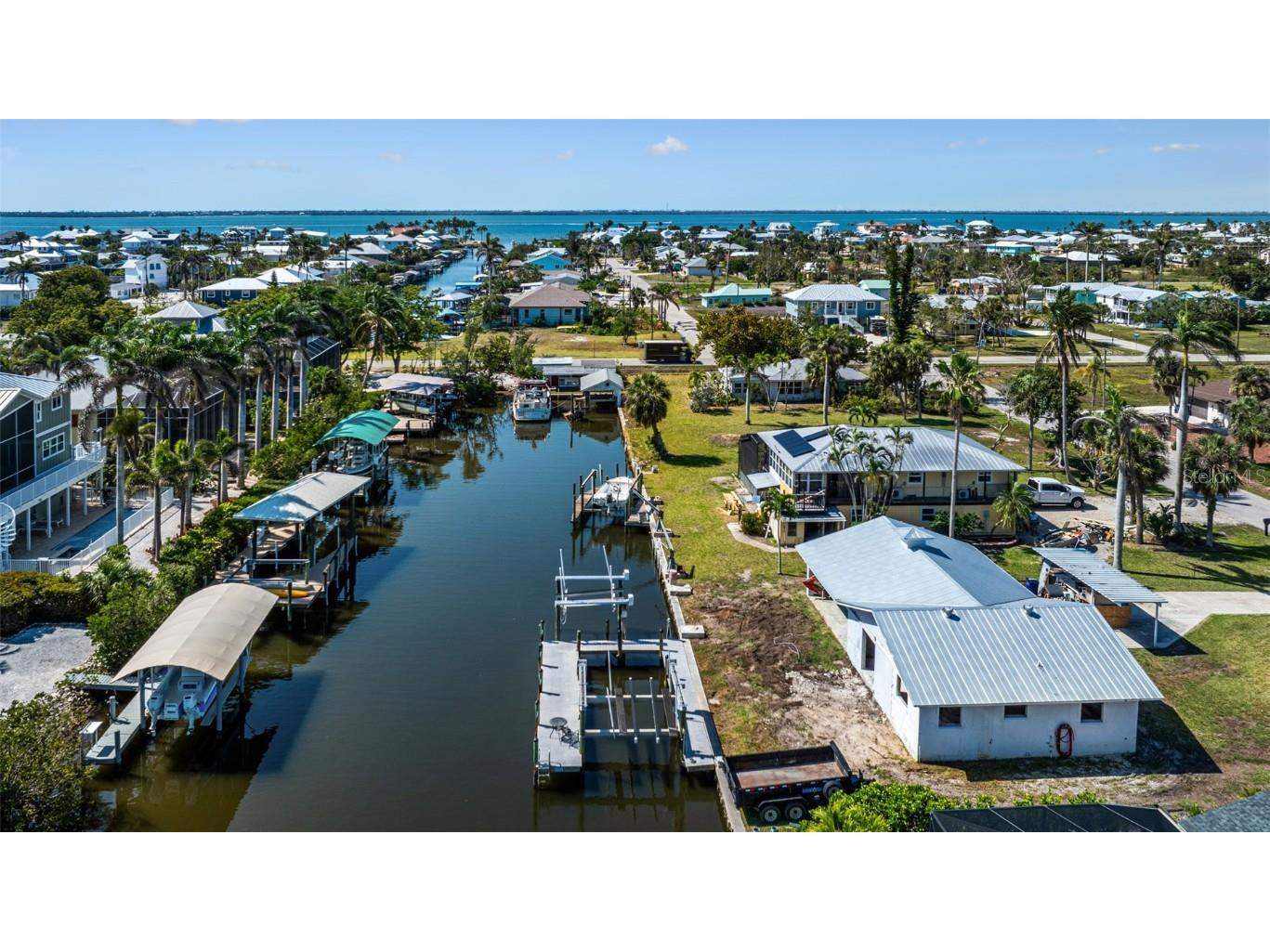 2560 Baybreeze Street Saint James City FL 33956 - PHILIPS CANAL C7508625 image13