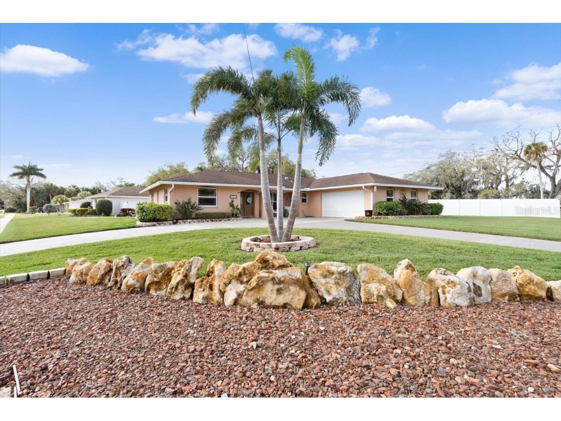 2560 Bispham Road Sarasota FL 34231 A4600376 image1