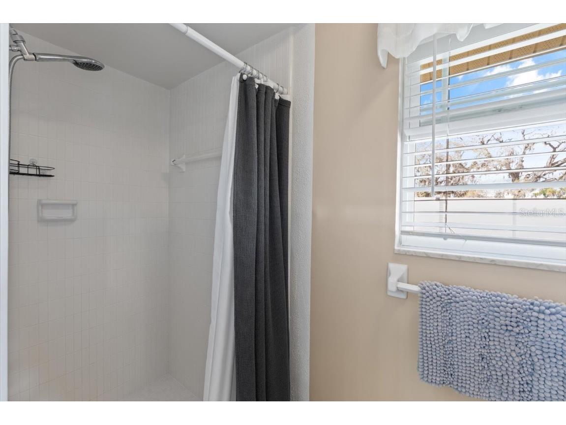 2560 Bispham Road Sarasota FL 34231 A4600376 image30