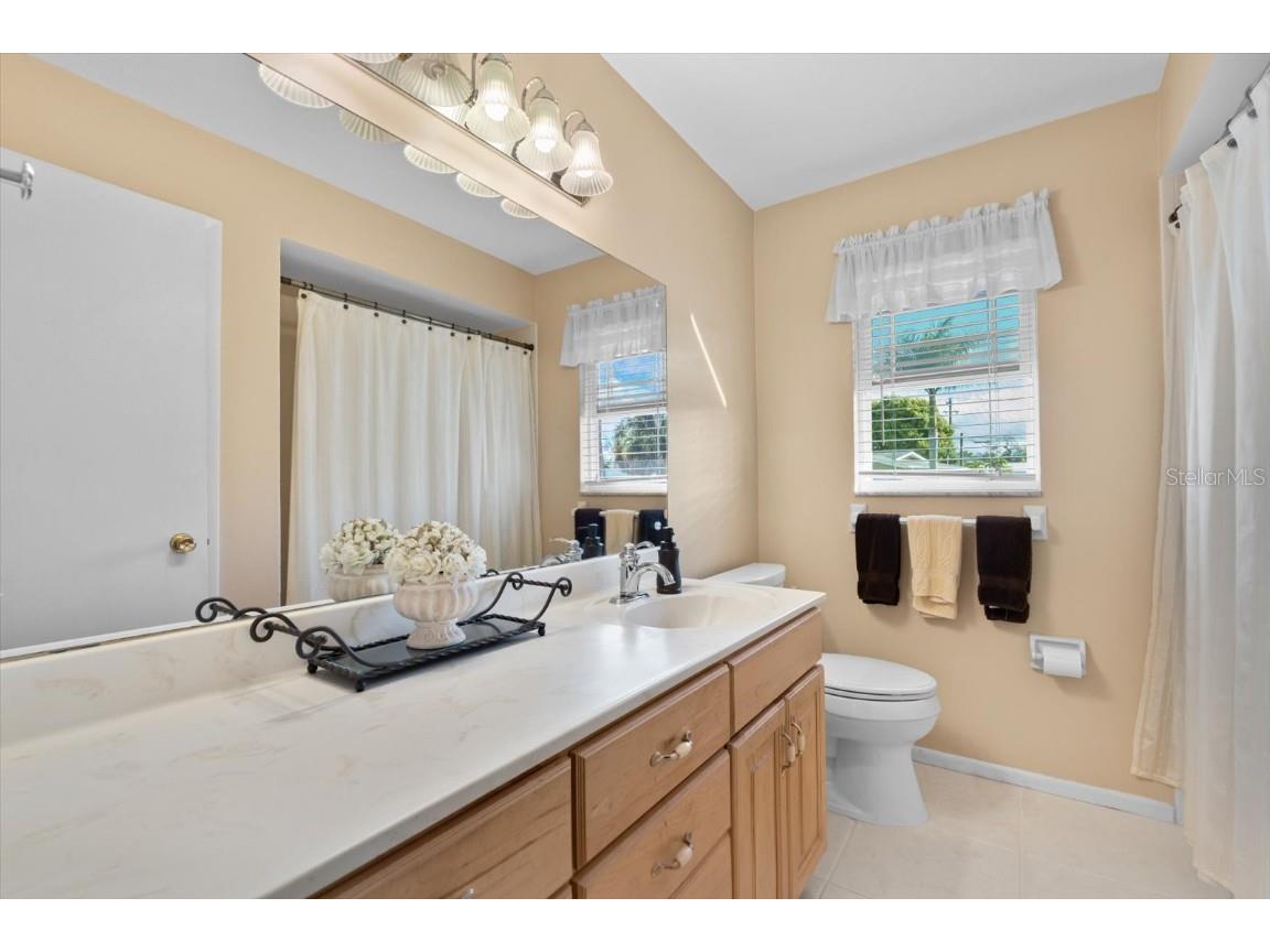 2560 Bispham Road Sarasota FL 34231 A4600376 image35