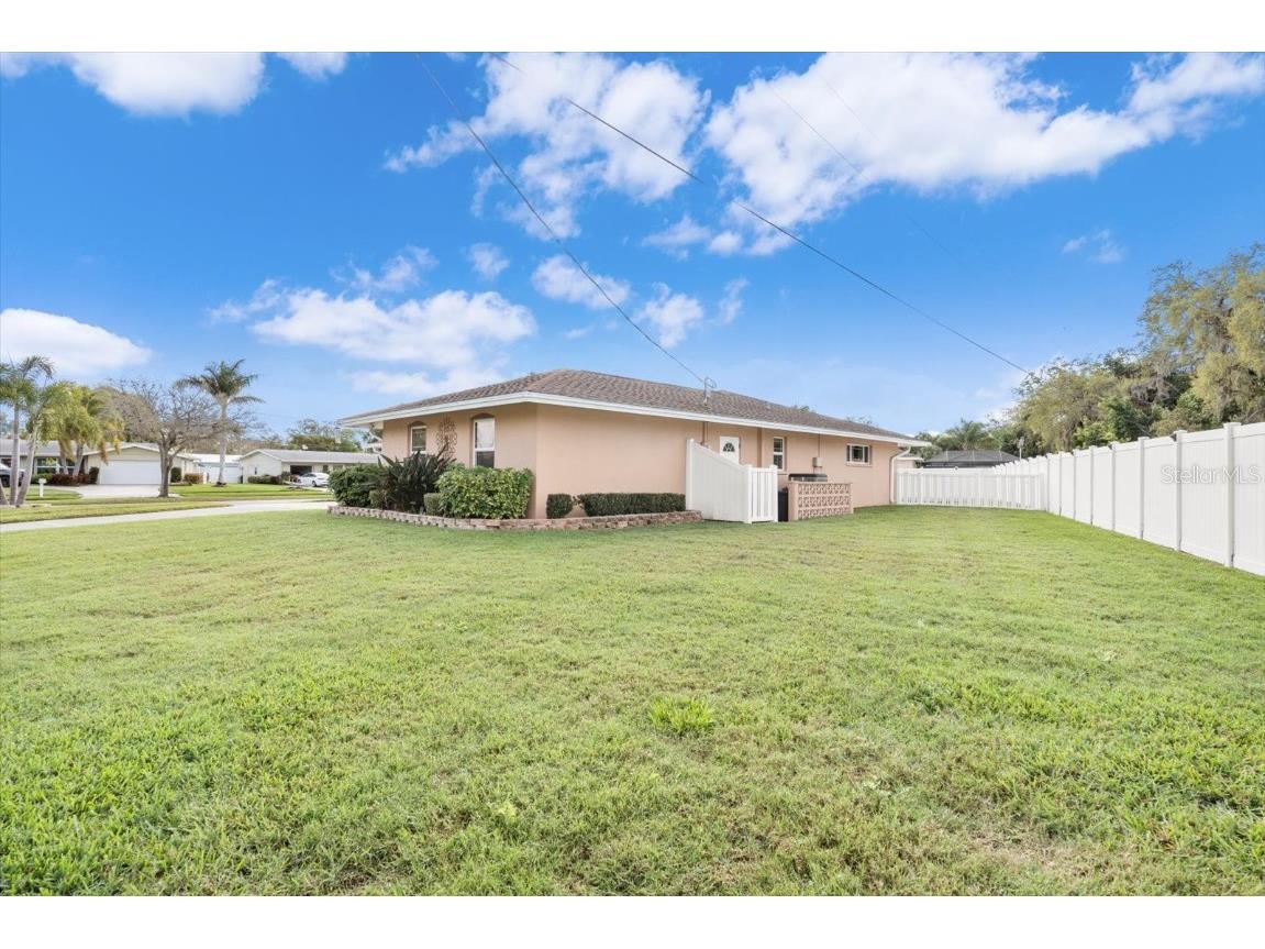 2560 Bispham Road Sarasota FL 34231 A4600376 image6