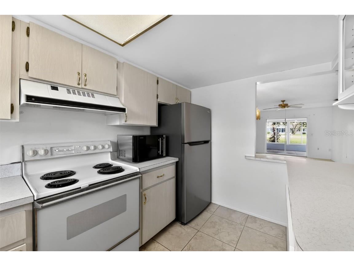 2560 Golf Course Drive #507 Sarasota FL 34234 O6336452 image5