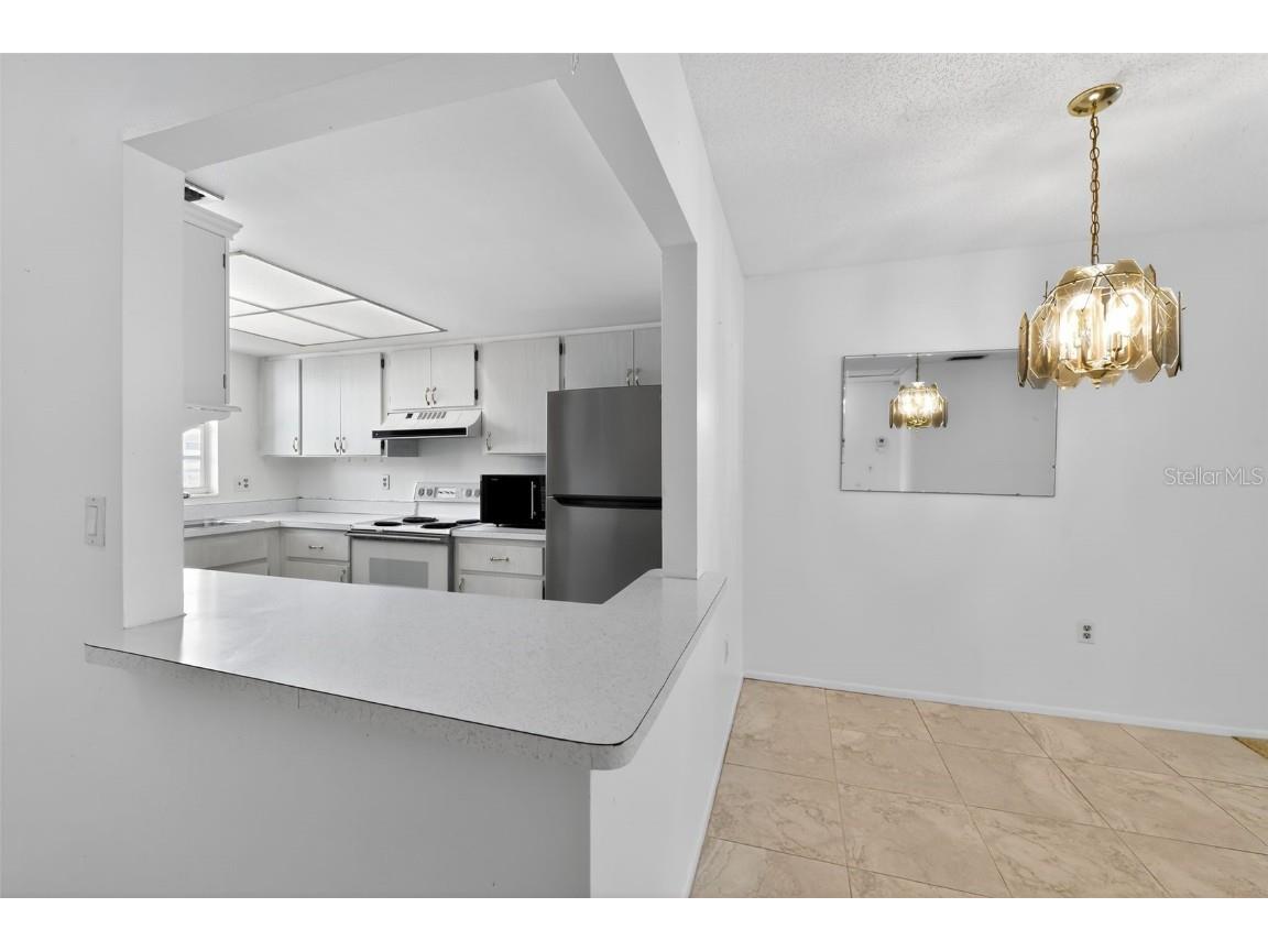 2560 Golf Course Drive #507 Sarasota FL 34234 O6336452 image8