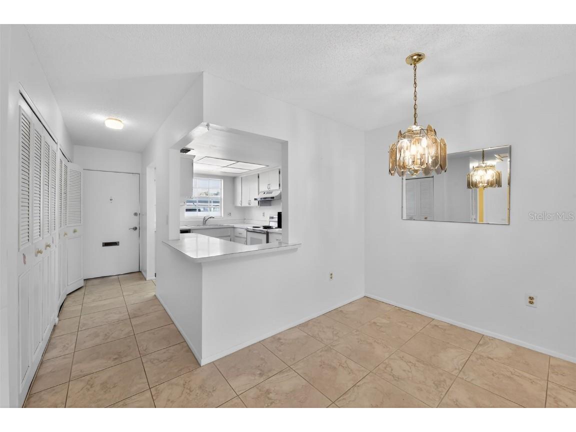 2560 Golf Course Drive #507 Sarasota FL 34234 O6336452 image9