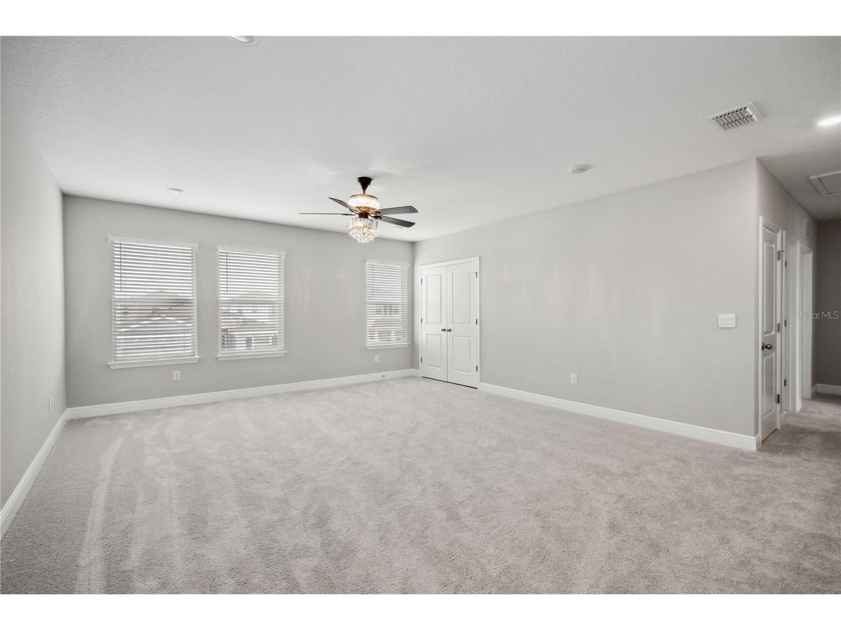 2560 Warren Acres Boulevard Wesley Chapel FL 33543 TB8514433 image17