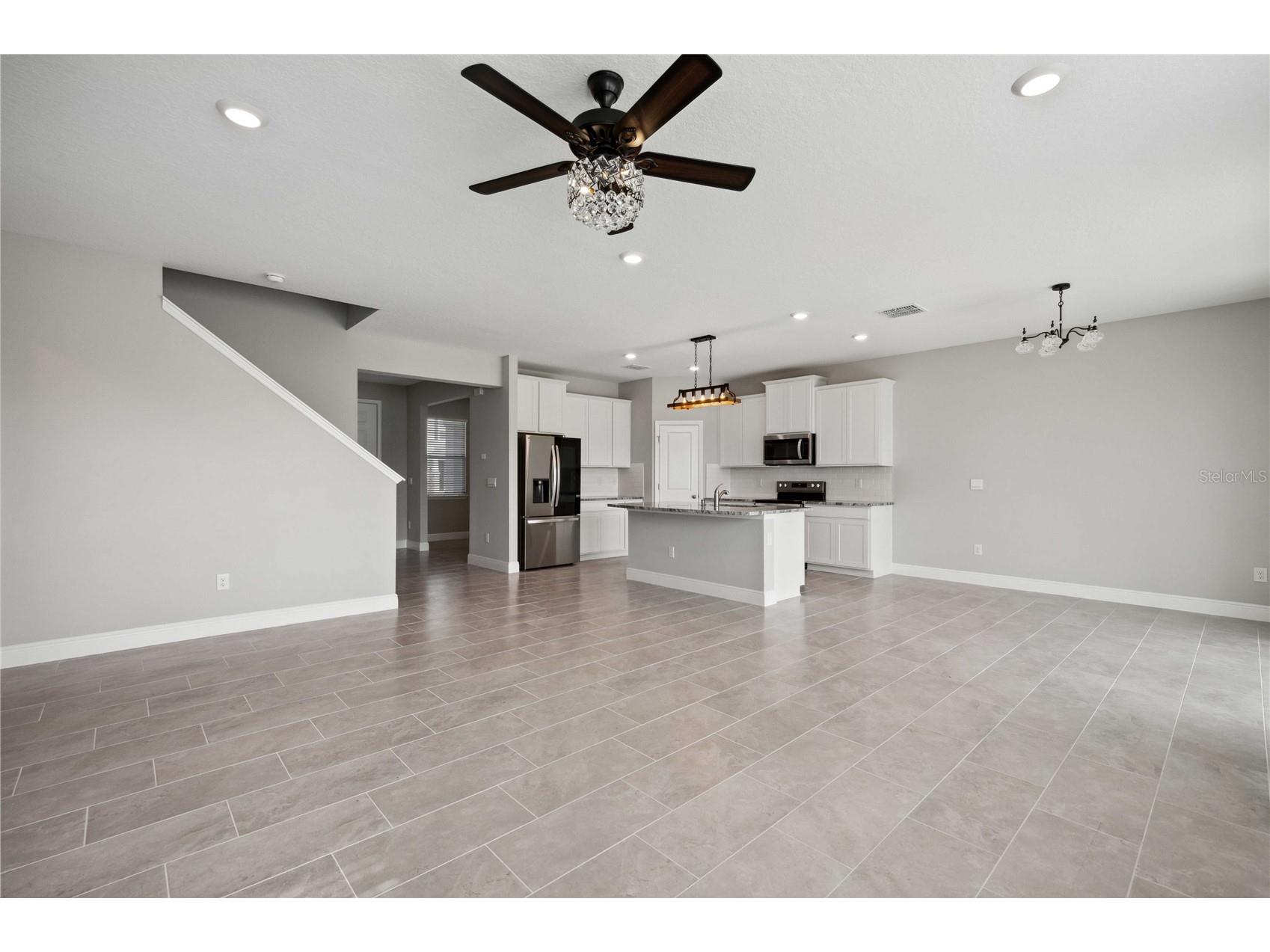 2560 Warren Acres Boulevard Wesley Chapel FL 33543 TB8514433 image4