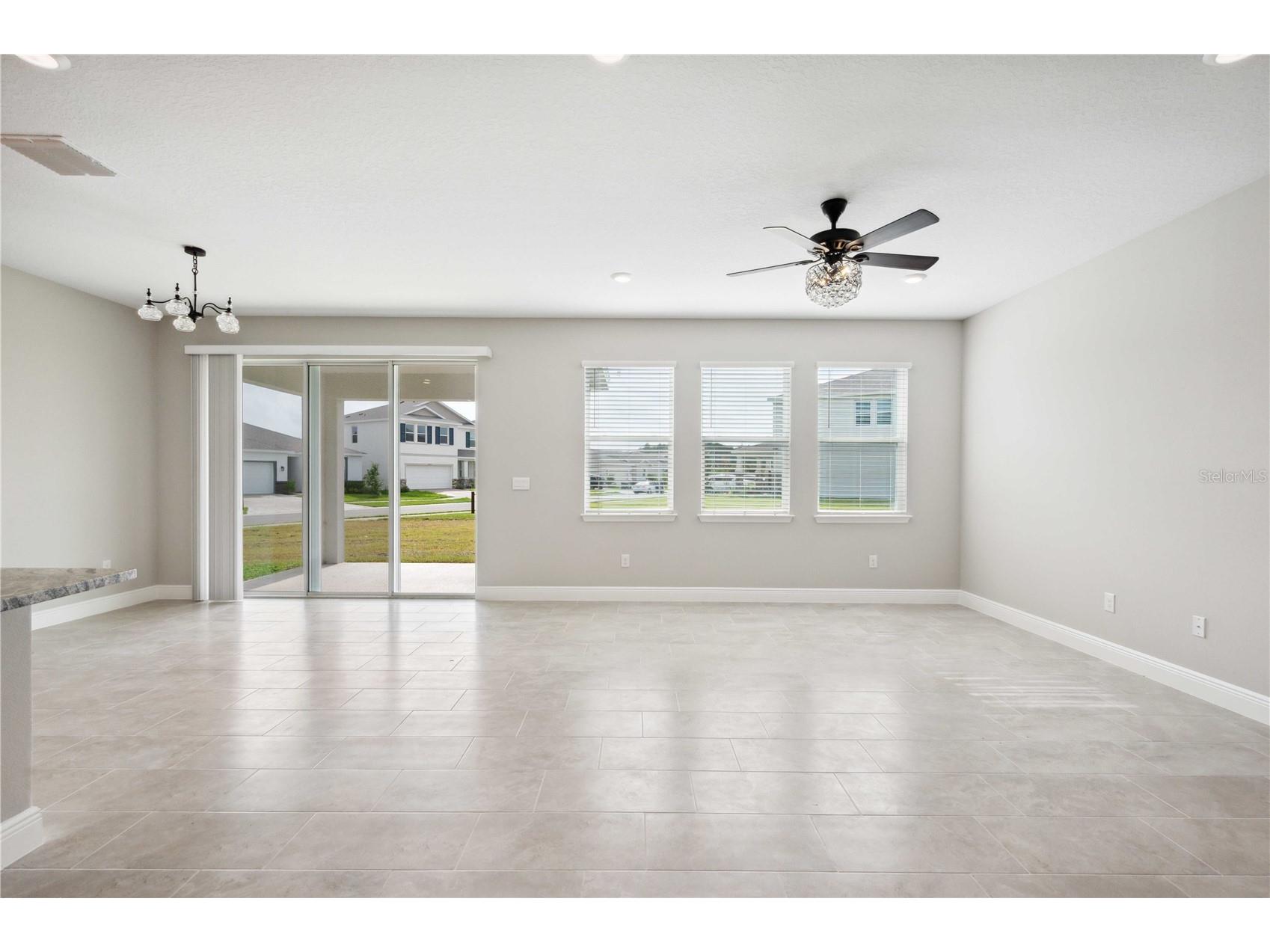 2560 Warren Acres Boulevard Wesley Chapel FL 33543 TB8514433 image6