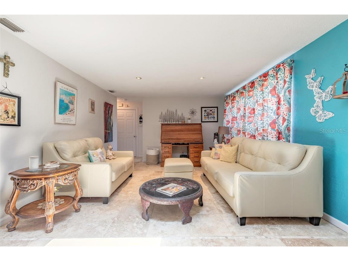 2560 Yale Road South Daytona FL 32119 FC311430 image12