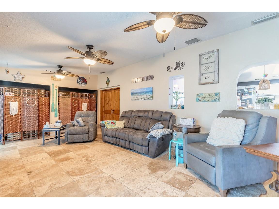 2560 Yale Road South Daytona FL 32119 FC311430 image25