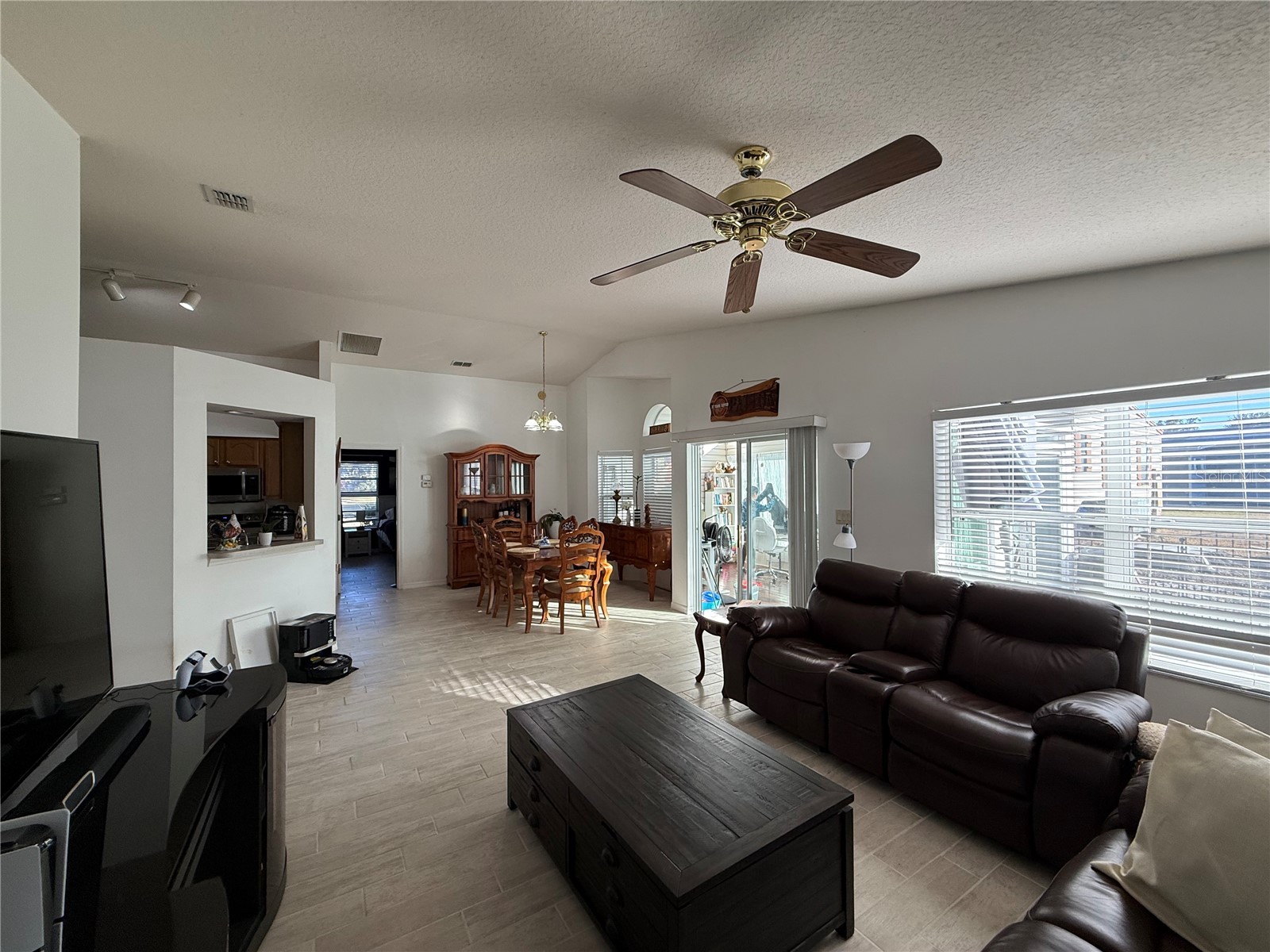 25607 Belle Helene Leesburg FL 34748 G5106688 image9