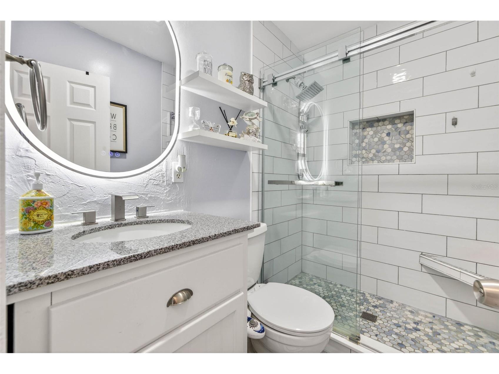 2561 13th Avenue N Saint Petersburg FL 33713 TB8513114 image14