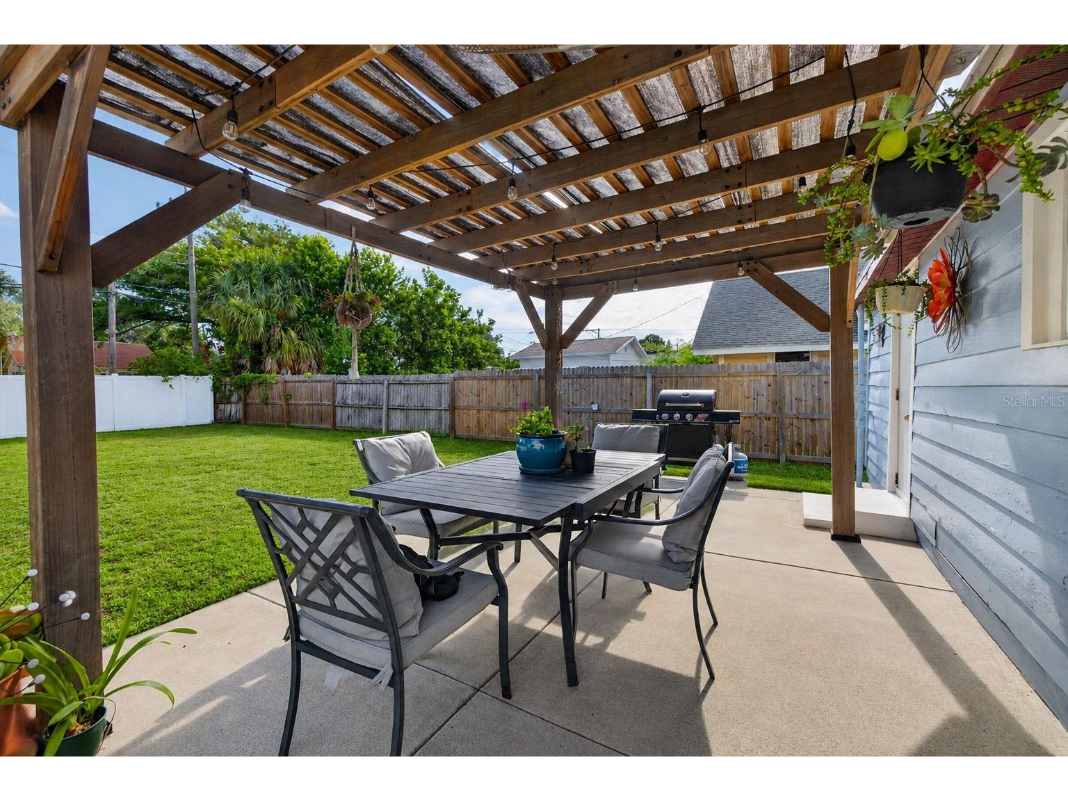 2561 13th Avenue N Saint Petersburg FL 33713 TB8513114 image20