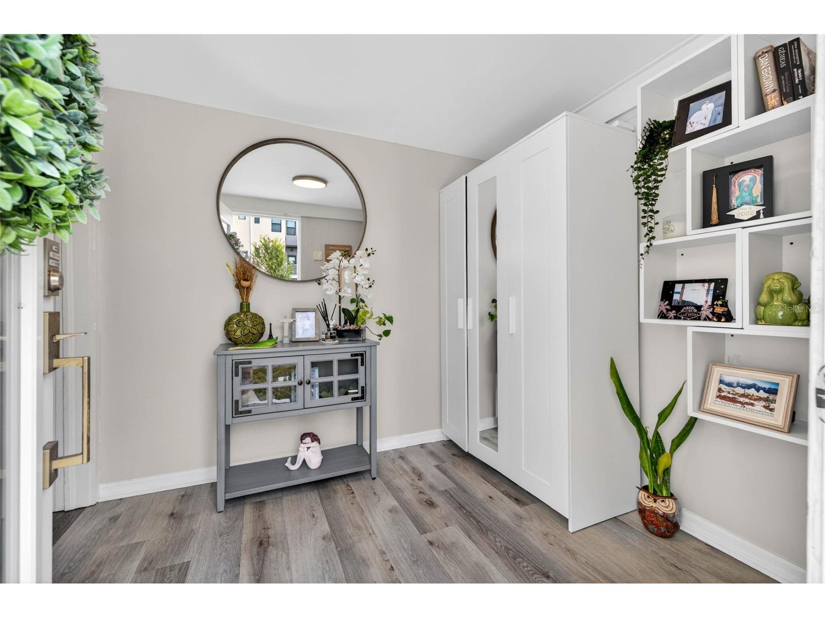2561 13th Avenue N Saint Petersburg FL 33713 TB8513114 image4