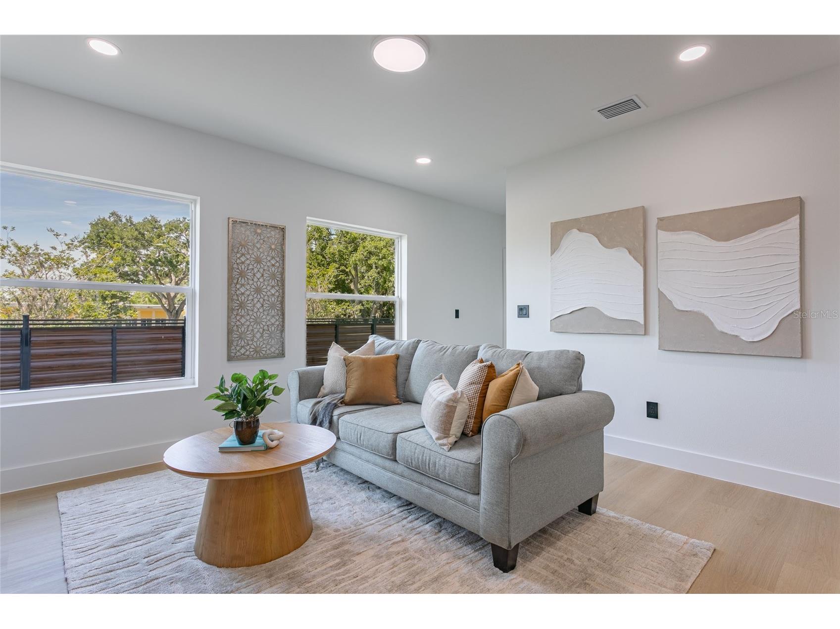 2561/2563 21st Street S Saint Petersburg FL 33712 TB8509586 image10