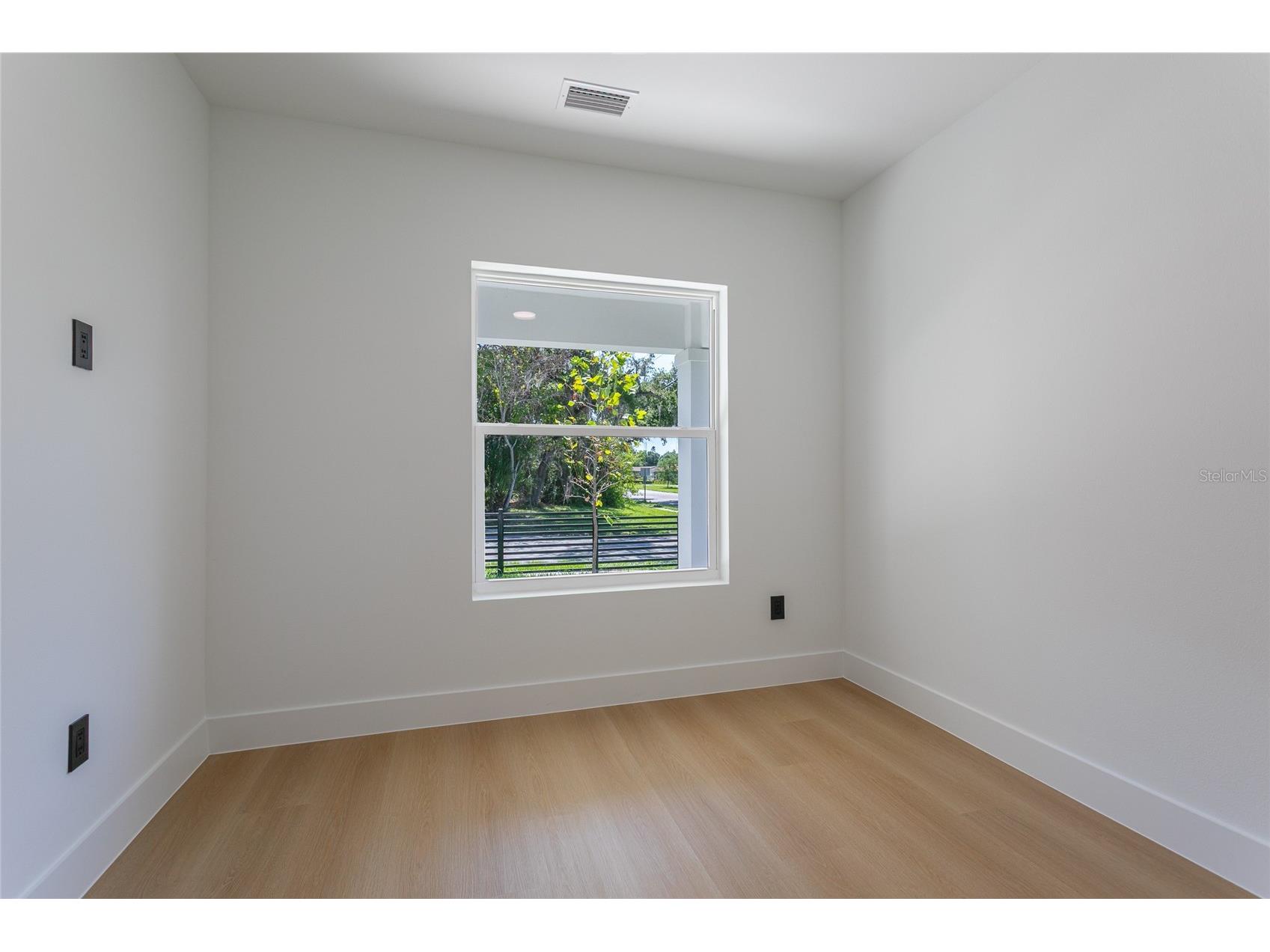 2561/2563 21st Street S Saint Petersburg FL 33712 TB8509586 image15