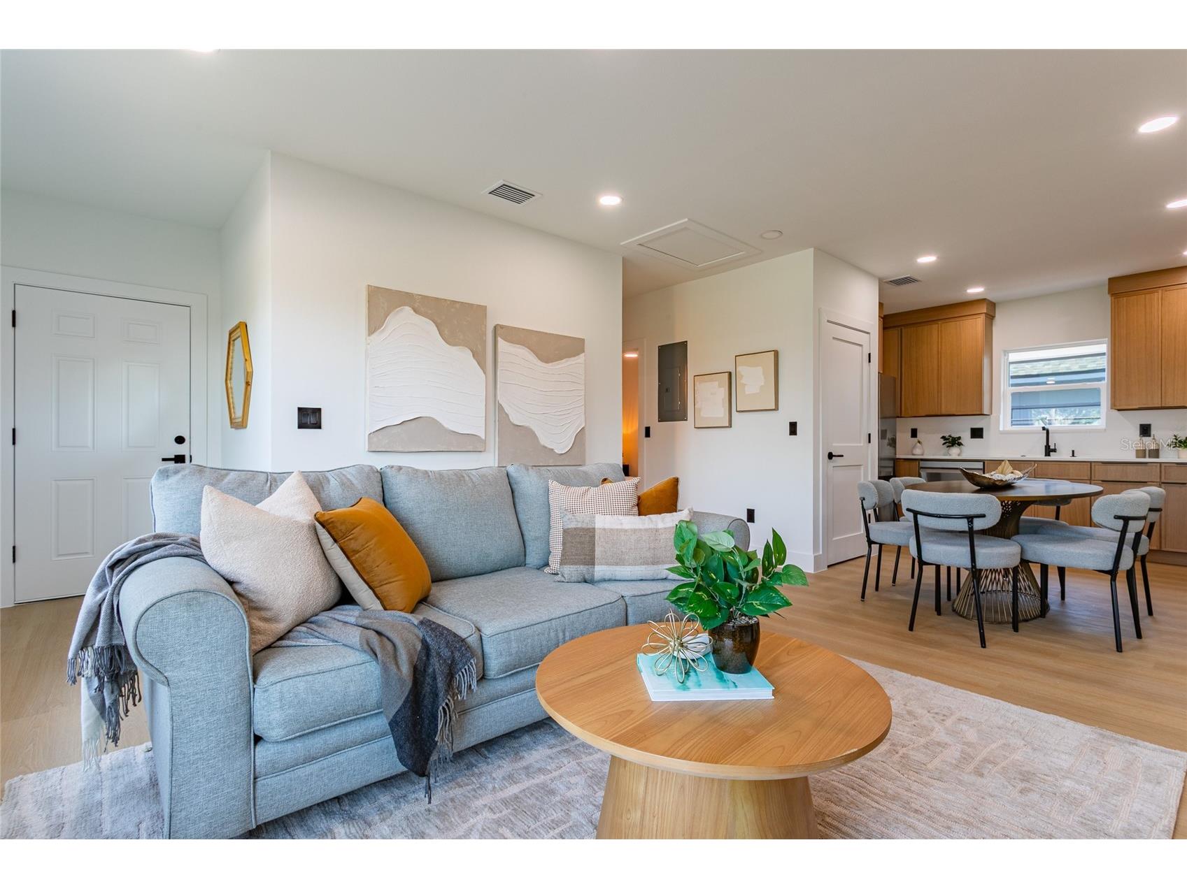 2561/2563 21st Street S Saint Petersburg FL 33712 TB8509586 image3