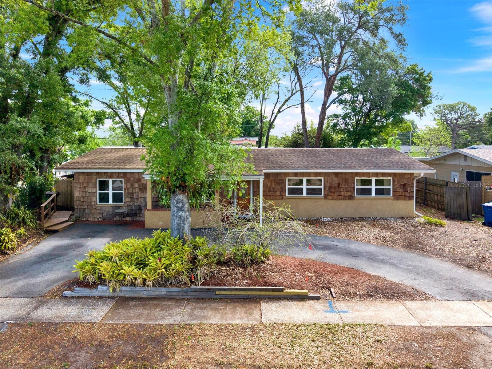 2561 58th Street N Saint Petersburg FL 33710 TB8496330 image1