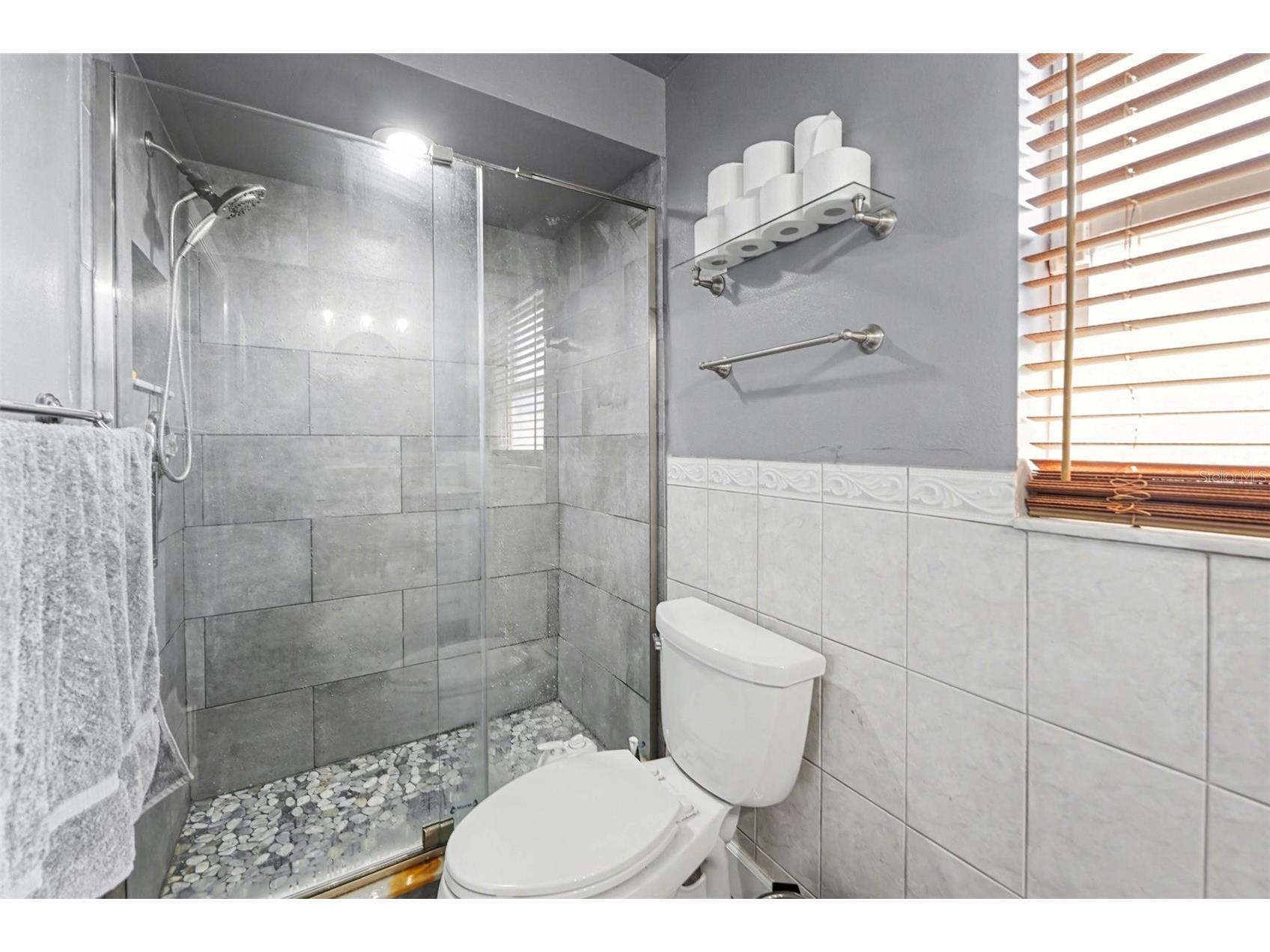 2561 Blackwood Circle Clearwater FL 33763 TB8492045 image17