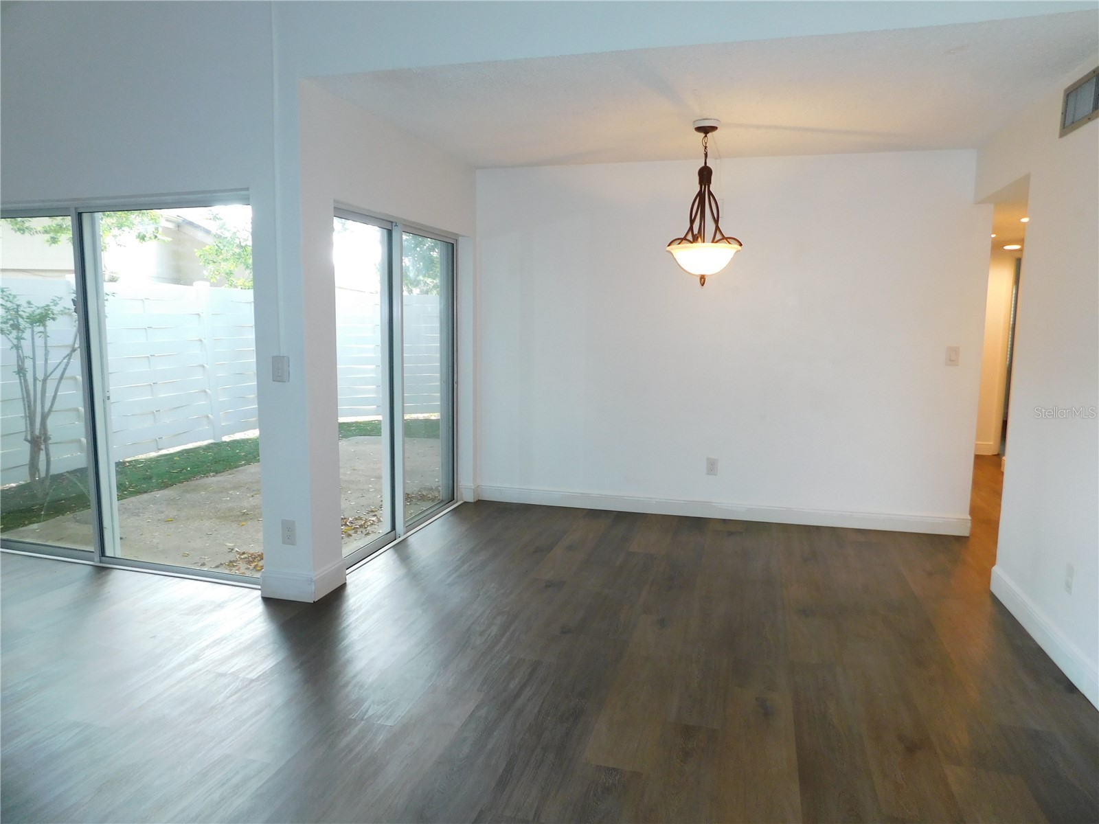 2561 Forest Run Court Clearwater FL 33761 TB8502102 image3