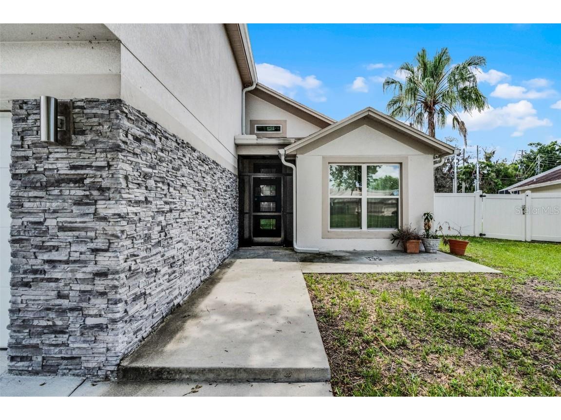 2561 Montego Bay Boulevard Kissimmee FL 34746 S5128315 image2