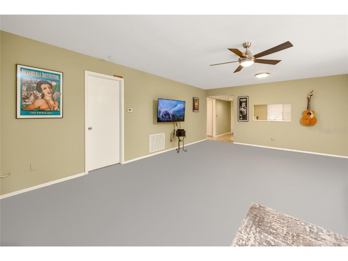 2561 Royal Pines Circle #14H Clearwater FL 33763 TB8448736 image20