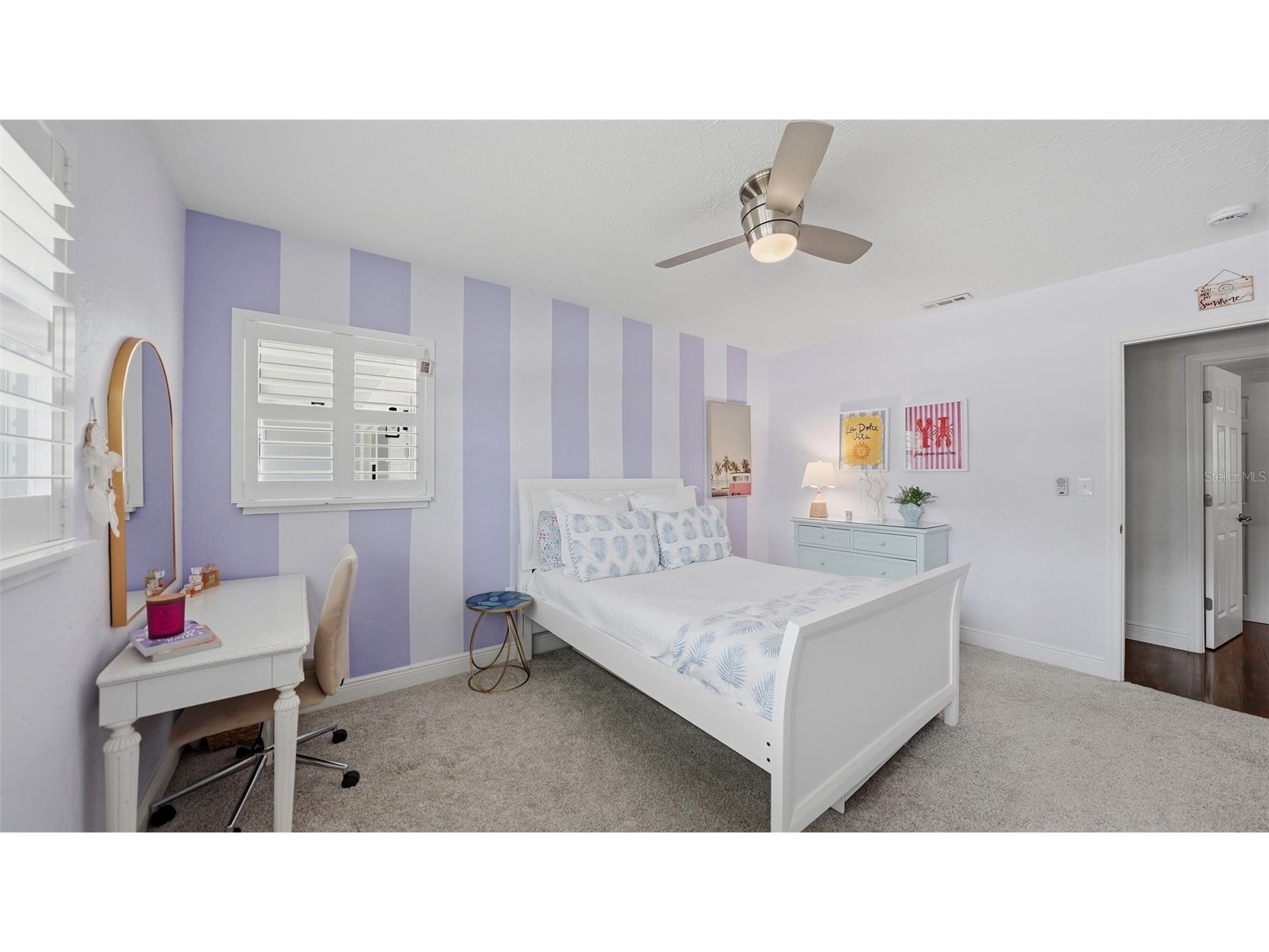 2561 Sunnyside Street Sarasota FL 34239 A4694467 image18
