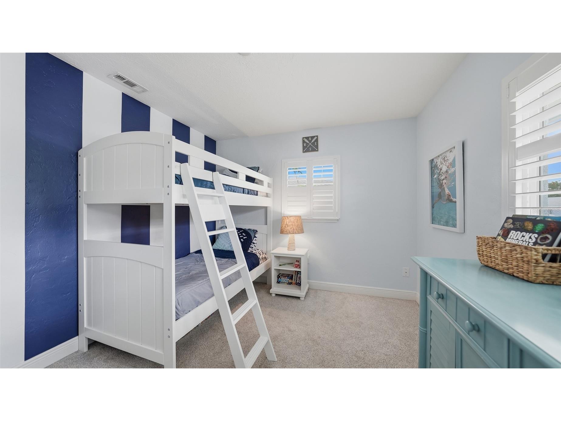 2561 Sunnyside Street Sarasota FL 34239 A4694467 image22