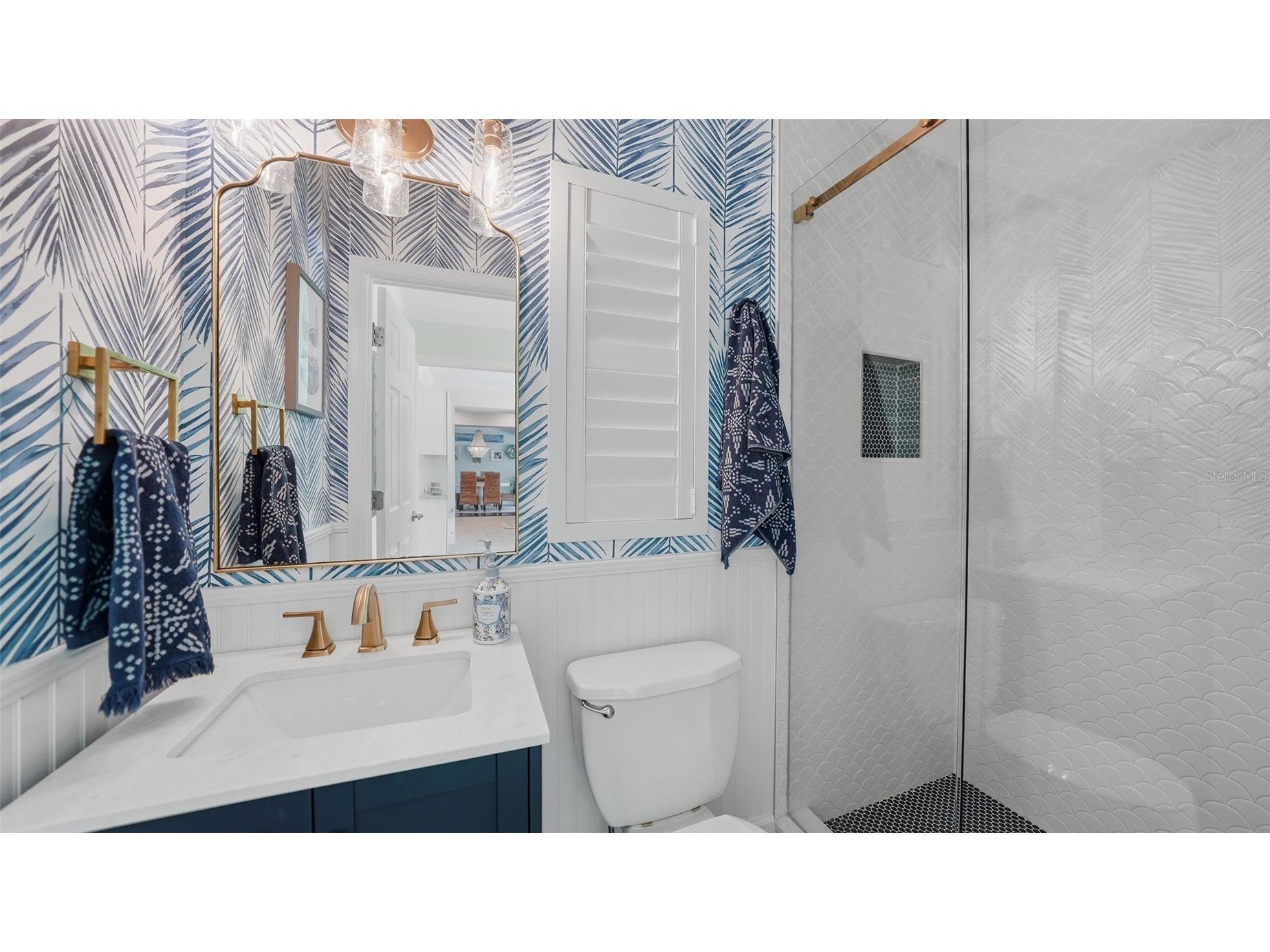 2561 Sunnyside Street Sarasota FL 34239 A4694467 image25