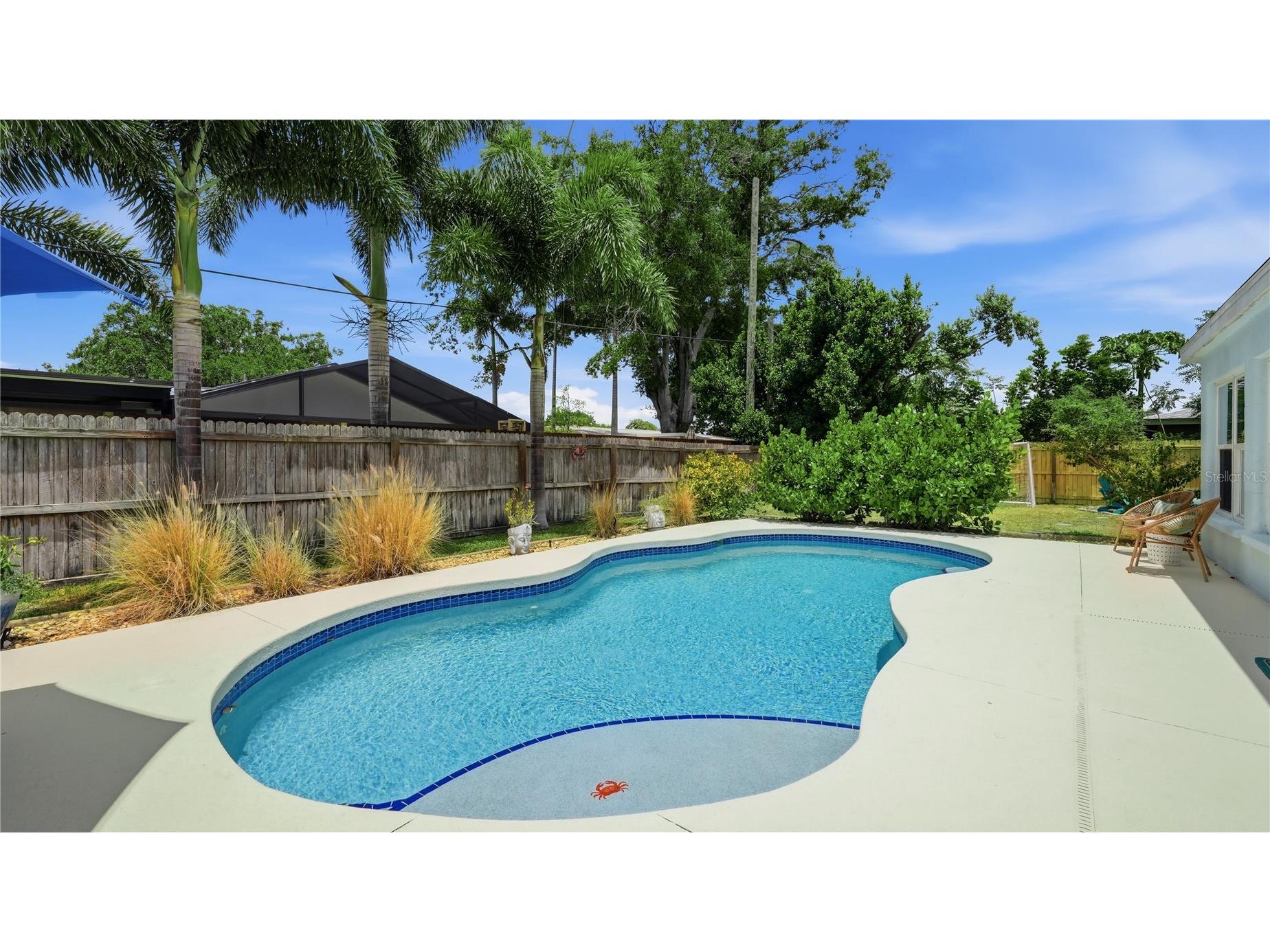 2561 Sunnyside Street Sarasota FL 34239 A4694467 image27