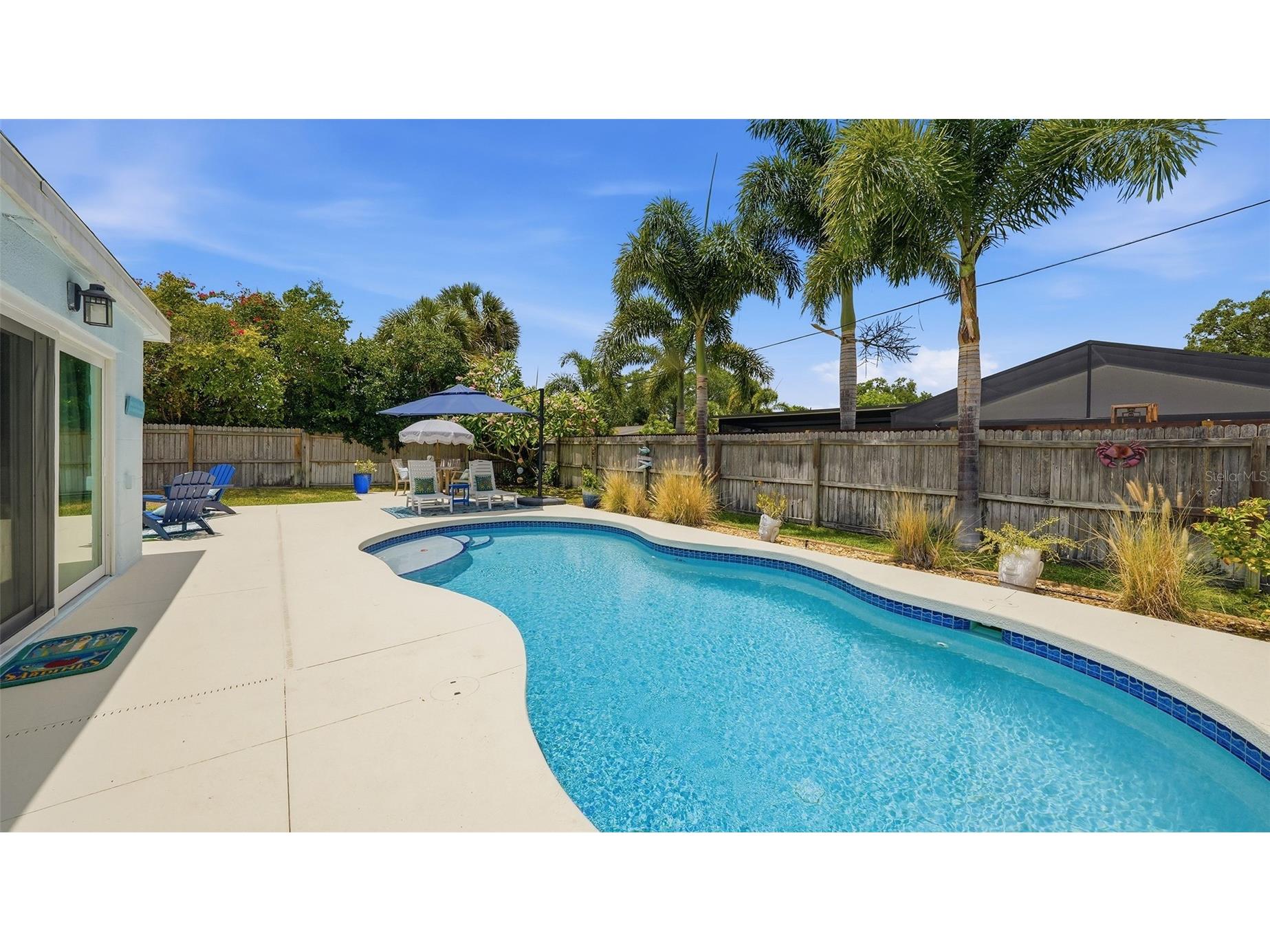 2561 Sunnyside Street Sarasota FL 34239 A4694467 image29
