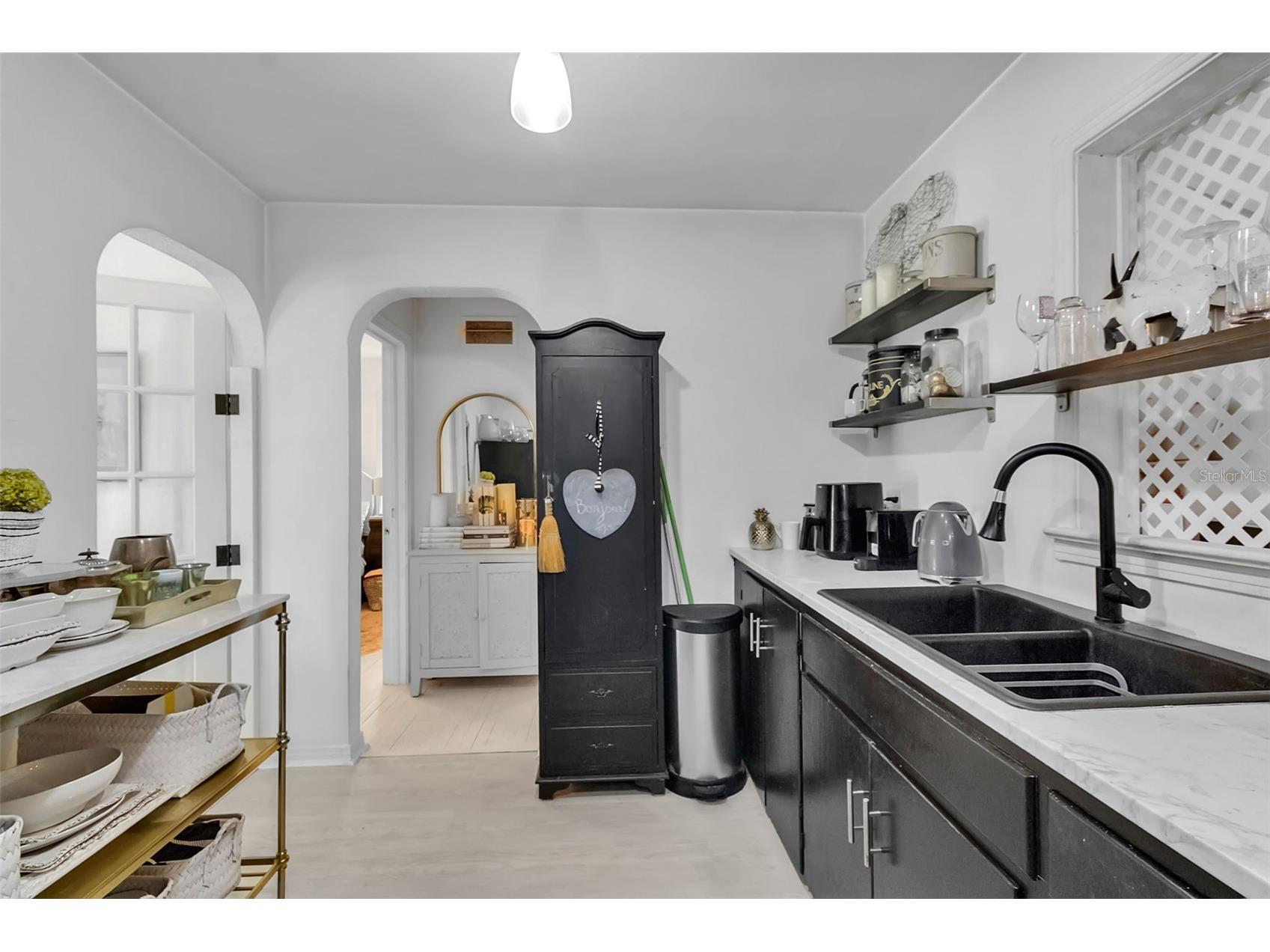 2562 Ashton Road Sarasota FL 34231 A4685871 image17