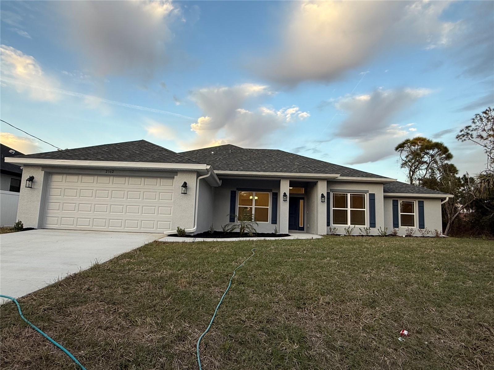 2562 Nordendale Boulevard North Port FL 34288 A4660197 image1