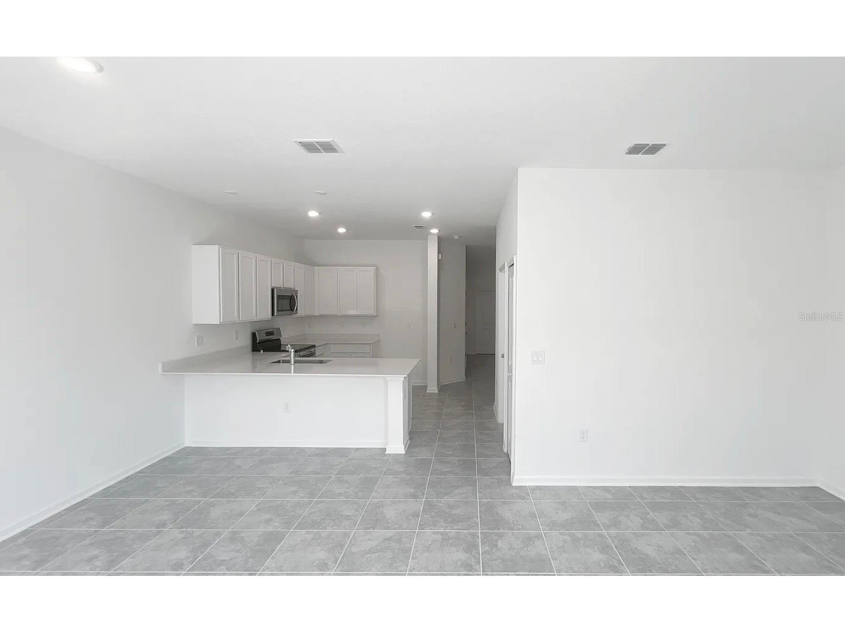 2562 Skyline Loop Kissimmee FL 34758 S5149680 image10