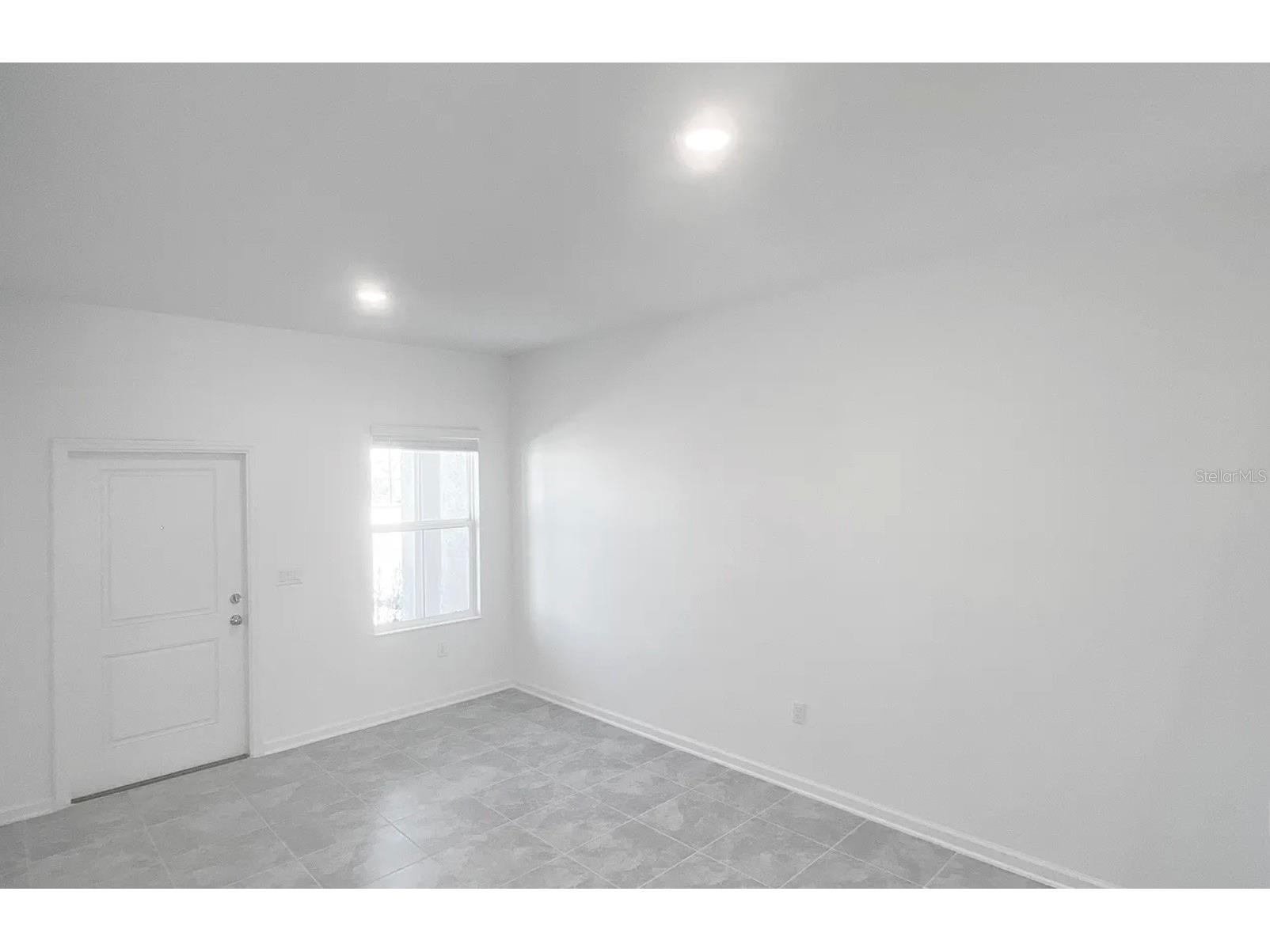 2562 Skyline Loop Kissimmee FL 34758 S5149680 image2