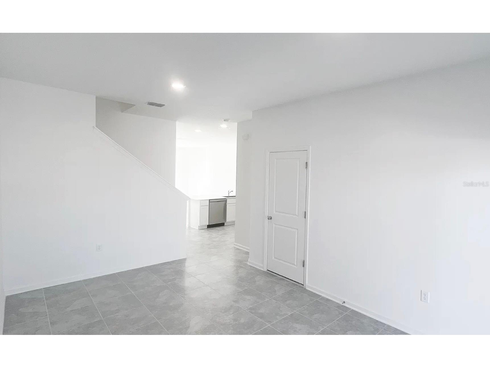 2562 Skyline Loop Kissimmee FL 34758 S5149680 image3