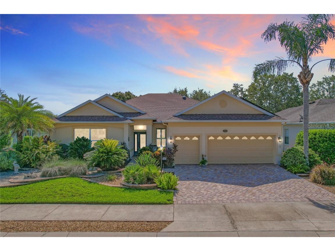 25626 Laurel Valley Road Leesburg FL 34748 - LAKE LESSMAN G5084904 image1