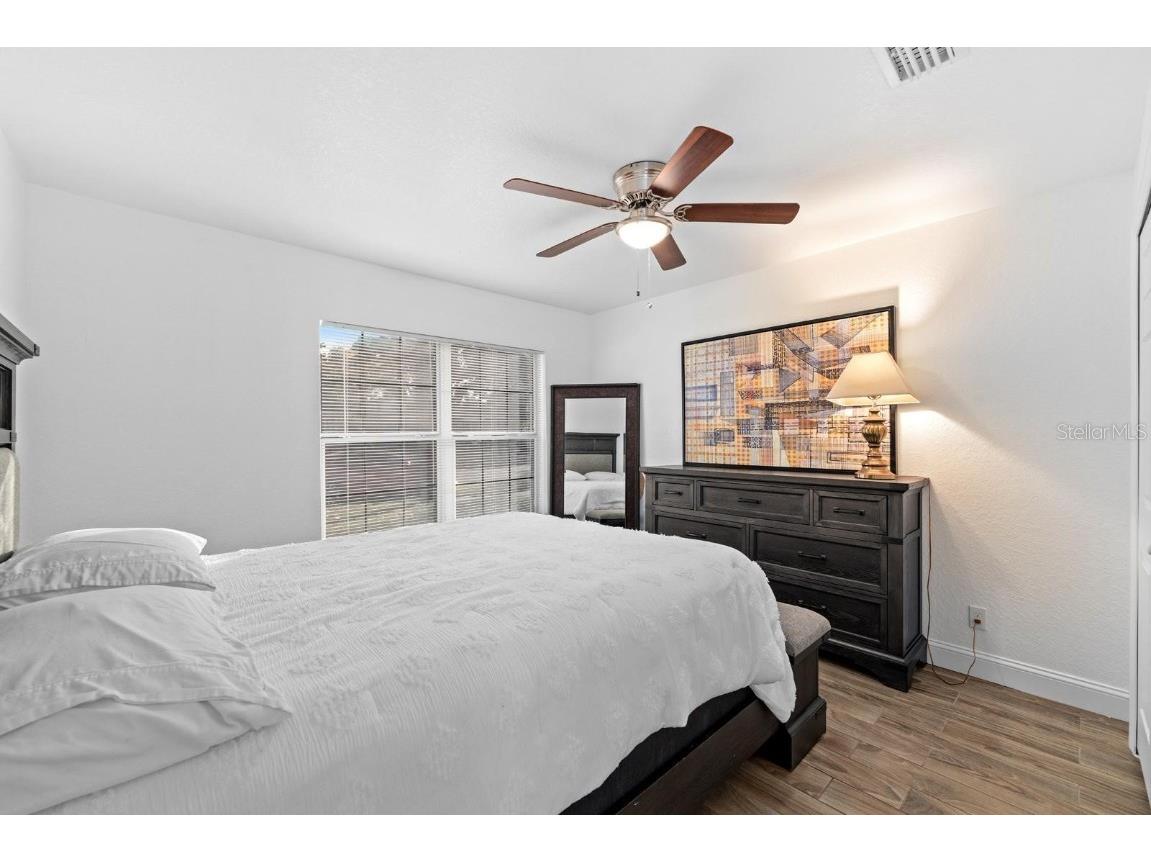 2563 13th Avenue S Saint Petersburg FL 33712 TB8447074 image12