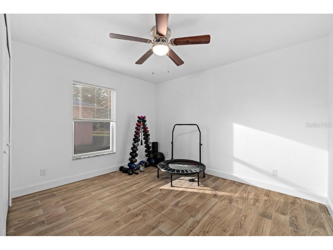 2563 13th Avenue S Saint Petersburg FL 33712 TB8447074 image14