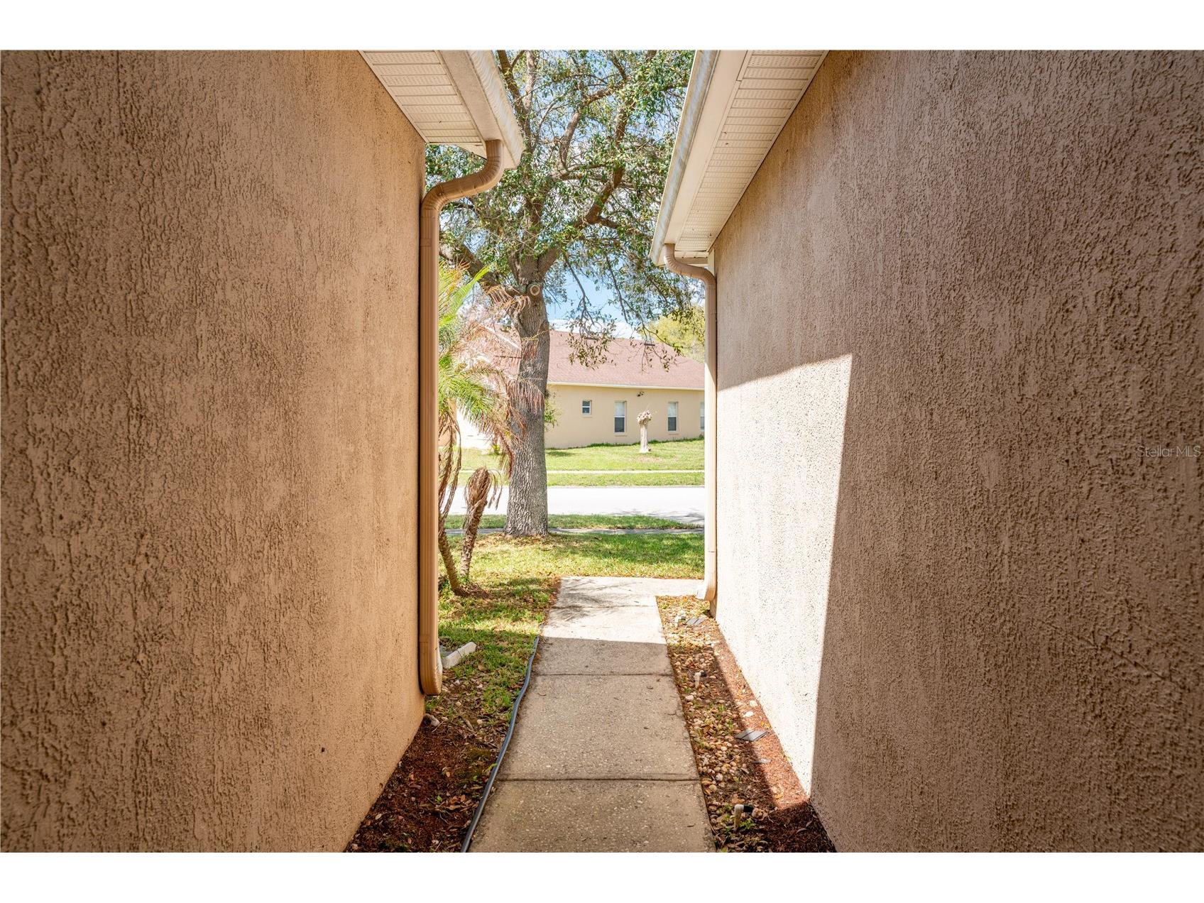 2563 Aster Cove Lane Kissimmee FL 34758 S5147077 image2