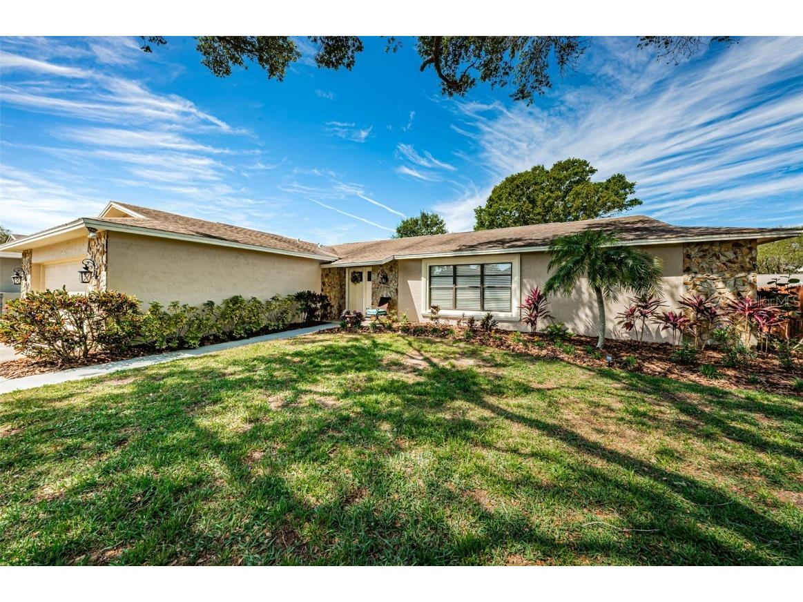 2563 Colony Drive Dunedin FL 34698 U8237672 image1
