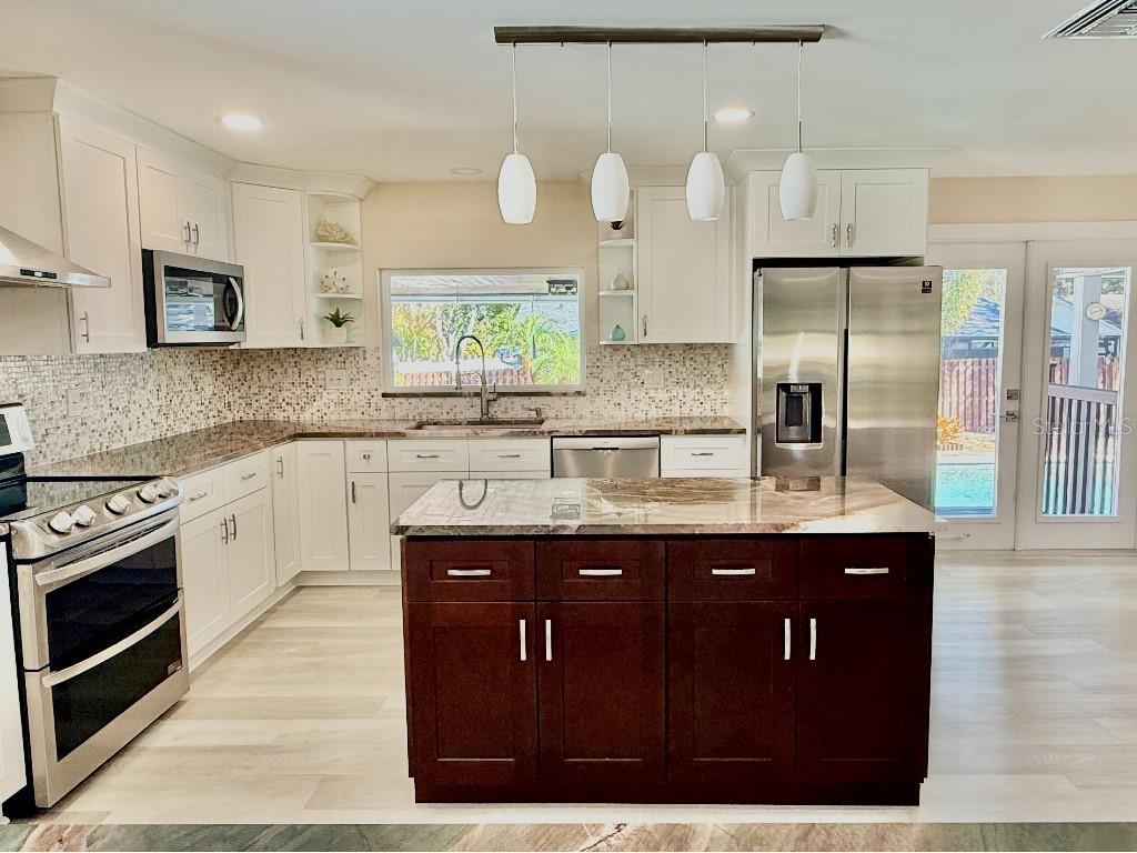 2563 Knotty Pine Way Clearwater FL 33761 TB8477008 image13